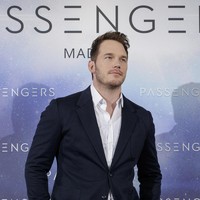 Chris Pratt memulai kariernya sebagai pelayan restoran bernama Bubba Gump Shrimp Co. Aku tidak tahu apakah kamu pernah makan di Bubba Gump Shrimp Co., tapi mereka memiliki pelayan ramah yang akan muncul di hadapan Anda dengan senyum dan menyanyikan lagu ulang tahun atau melakukan hal sepele lainnya, kata Chris Pratt dalam wawancara dengan Entertainment Weekly di tahun 2014. Foto: Eduardo Parra/Getty Images