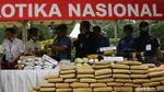 Para Tersangka Saksikan Pemusnahan Narkoba Oleh Jokowi