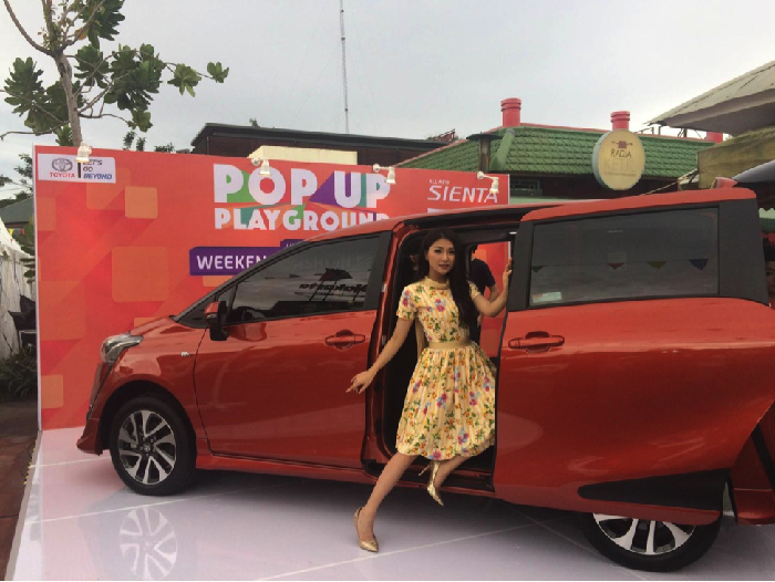 Jadi Mobil Idaman Perempuan, Sienta Gelar Unlock Your Weekend Fashion Bazaar