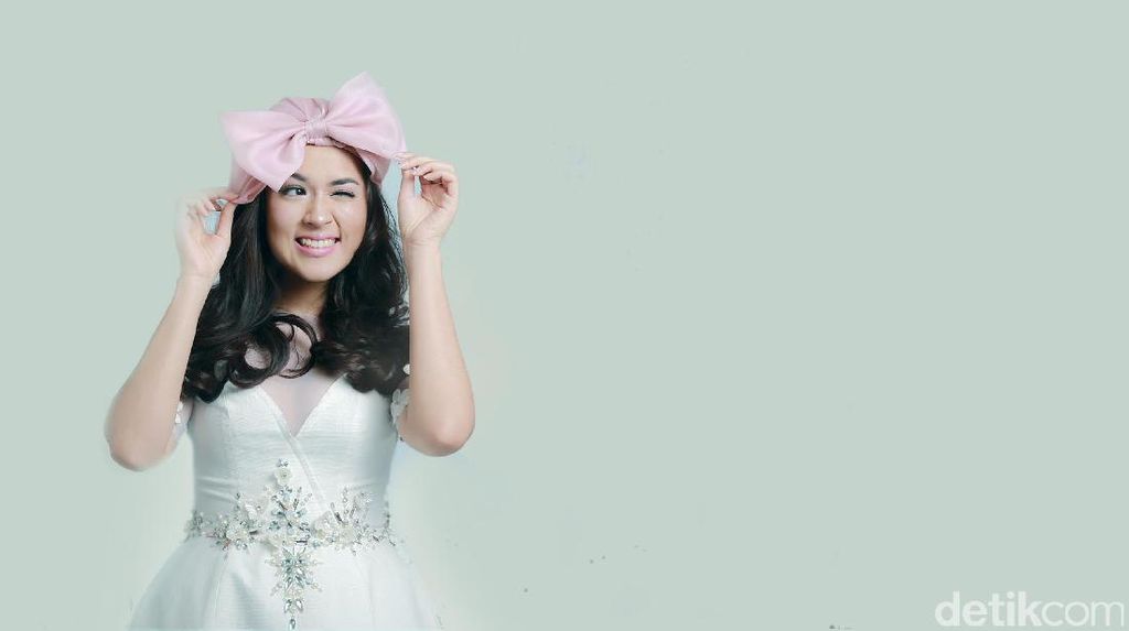 Raisa di Antara Nyanyi dan Bisnis