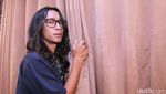 Pose Kocak dan Unik Aming
