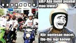 Meme Kocak Ibu-ibu yang Naik Motor