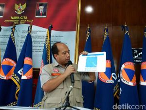 BNPB: Rp 1 M untuk Pengungsi Gunung Agung Sudah Diberi ke Bupati