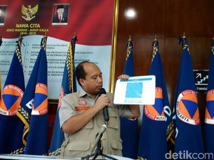 BNPB: Rp 1 M untuk Pengungsi Gunung Agung Sudah Diberi ke Bupati