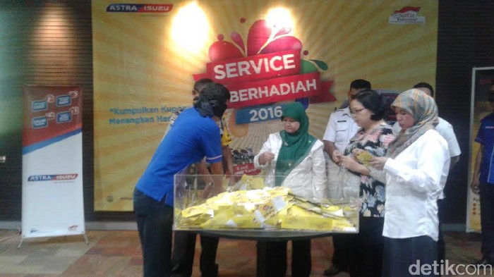 Isuzu Gelar Program Service Berhadiah