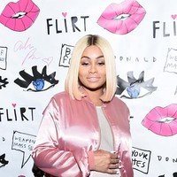 Dalam situs tersebut tidak dijelaskan lebih detail, berapa durasi FaceTime, yang akan didapatkan fans dengan mematok harga cukup fantastis itu. Namun dia menjanjikan video call itu akan sangat personal bagi Blac maupun fans yang telah membayar. Bagi yang tertarik, pembayaran bisa dicicil selama empat kali, masing-masing cicilan USD 237 atau Rp 3,7 jutaan. Foto: Getty Images