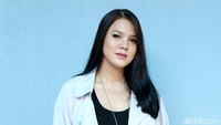 Alice Norin saat ditemui di Studio Trans TV, Kapten Tendean, Jakarta Selatan pada Rabu (7/12/2016). Pool/Palevi S/detikFoto.