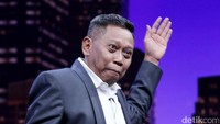 Kabar Tukul yang sedang sakit itu oleh anaknya, Ega Prayudi. Ia menyebut Tukul Arwana kini masih dalam penanganan dokter di Rumah Sakit Pusat Otak Nasional, Cawang, Jakarta Timur. Ismail/detikcom.