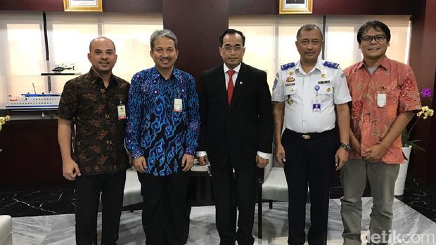 Gesits Sowan ke Menhub, Minta Izin Produksi Motor Listrik