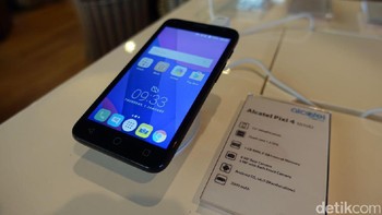 Sedangkan 8050D sedikit lebih tinggi, yakni Rp 1,3 juta. Sementara 2051D dilepas seharga Rp 549 ribu. Adapun 1054D bakal dijual seharga Rp 249 ribu.  Foto: Adi Fida Rachman/detikINET