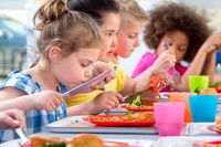 Ini 3 Kesalahan yang Perlu Dihindari Saat Memberikan Makan Si Kecil