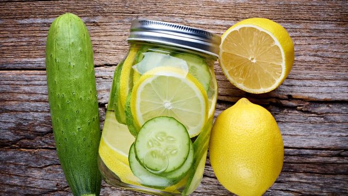 Infused water Healthy detox water with fruits