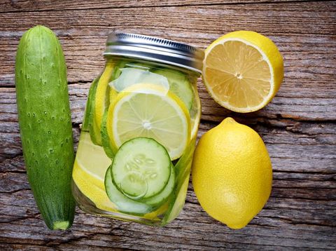 Cara Membuat Infused Water Lemon yang Tidak Pahit dan Sehat