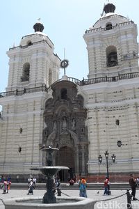 Gereja peninggalan Spanyol ini dibangun pada abad ke-17 (Angga/detikTravel)