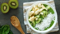 SAGITARIUS : Penuh energi dan bergerak cepat. Orang di bawah zodiak ini cocok mengonsumsi minuman dengan bubuk protein yang praktis dibawa. Bisa juga yogurt dengan chia seed atau buah untuk pasokan energi. Foto: iStock
