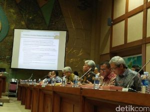 Jika Smelter Batal, DPR Minta ESDM Tak Perpanjang Izin Freeport Ekspor Konsentrat