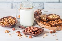Sulit Tidur Nenyak? Anda Perlu Minum Susu atauMakan Pisang Sebelum Tidur