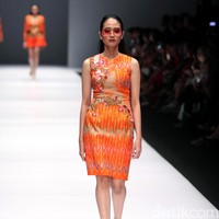 Koleksi Rudy Chandra mengangkat tema Malegi di Jakarta Fashion Week 2017. Senayan City. Jakarta. [Foto: Mohammad Abduh/Wolipop]