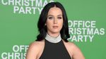 Katy Perry Pamer Punggung