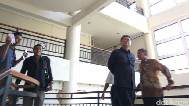 Mendagri Tjahjo Kumolo di kantor Bupati Pidie Jaya, Aceh, Kamis (8/12/2016)