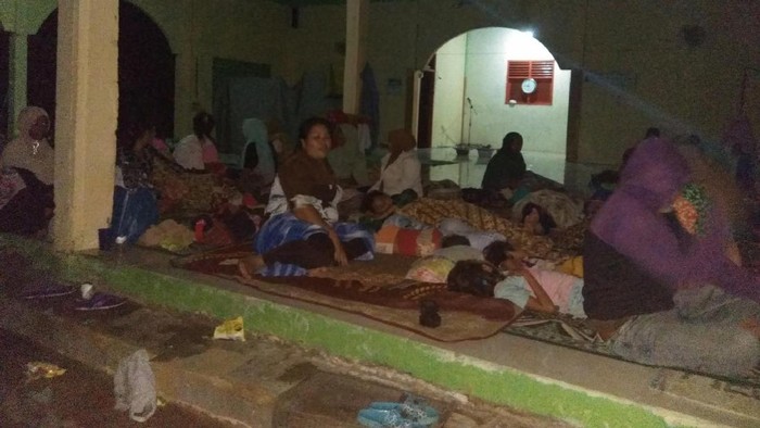 67 Korban Tewas Gempa Aceh Sudah Dimakamkan