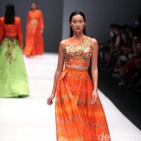 Koleksi Rudy Chandra mengangkat tema Malegi di Jakarta Fashion Week 2017. Senayan City. Jakarta. [Foto: Mohammad Abduh/Wolipop]