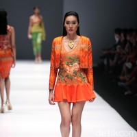 Koleksi Rudy Chandra mengangkat tema Malegi di Jakarta Fashion Week 2017. Senayan City. Jakarta. [Foto: Mohammad Abduh/Wolipop]