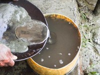 Selain Racun Kalajengking, Ini Cairan Paling Mahal di Dunia