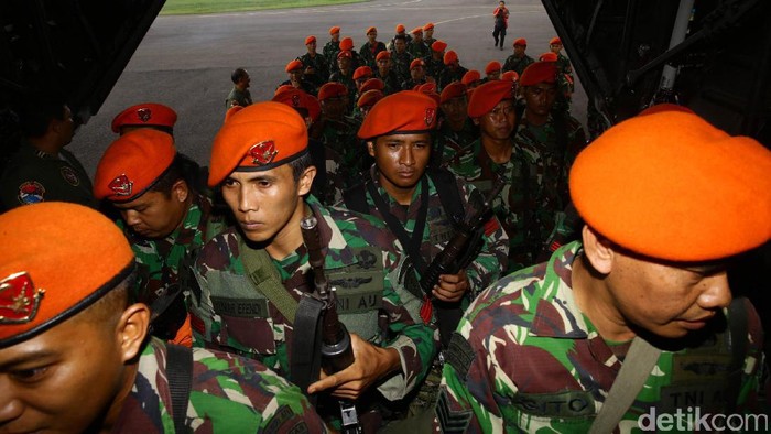 1 Kompi pasukan paskhas TNI Angkatan Udara yang terdiri dari pasukan medis dan tanggap SAR kembali dikirim ke Aceh untuk membantu korban gempa.