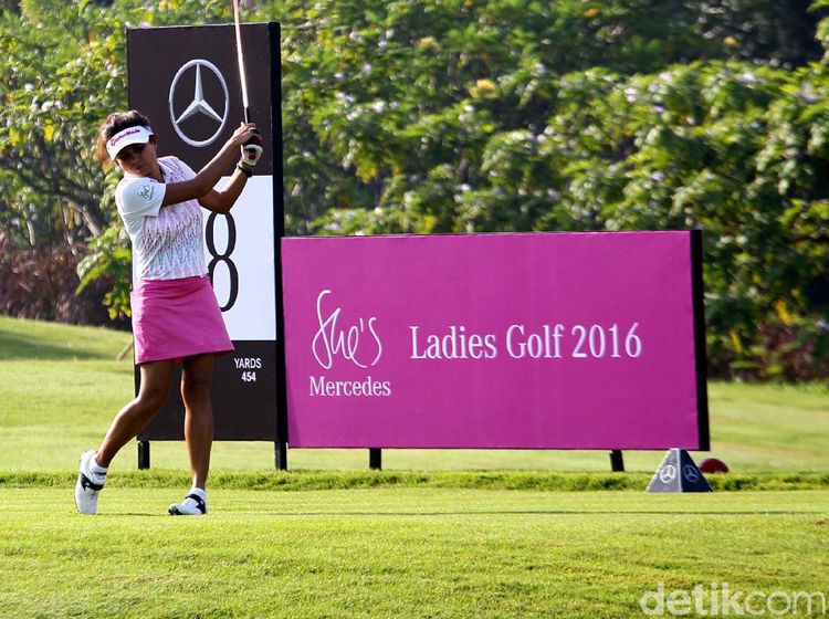 Turnamen Golf Khusus Wanita