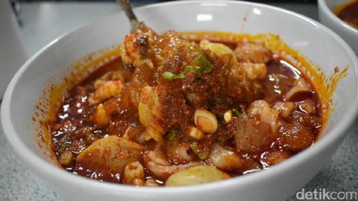 20 Tempat Jajan Cilok dan Seblak Super Pedas