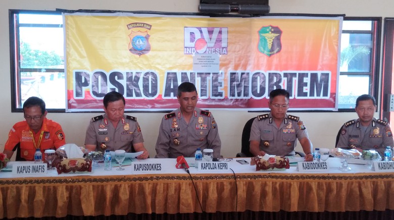 Kapolda Kepri: 5 Korban Kecelakaan Pesawat Polri Sudah Teridentifikasi Kapolda Kepri: 5 Korban Kecelakaan Pesawat Polri Sudah Teridentifikasi
