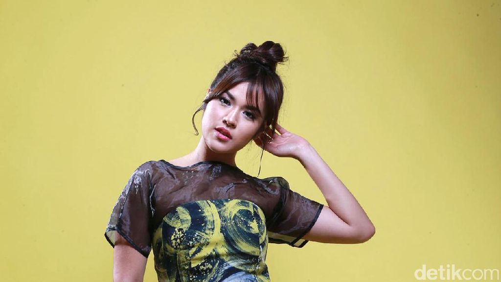 Guys, Ini Kriteria Cowok Idaman Raisa!