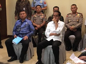 Presiden Jokowi Prihatin Patrialis Akbar Ditangkap KPK