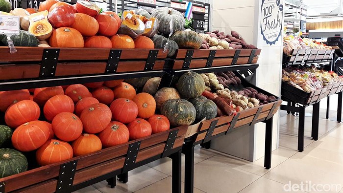 Sajian Natal Berkualitas dengan Beragam Buah Segar Premium di Transmart