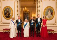Curi Inspirasi dari 10 Gaun Terbaik Kate Middleton di 2016