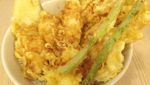 Krenyes Renyah All-Star Tendon dengan Isi Aneka Tempura