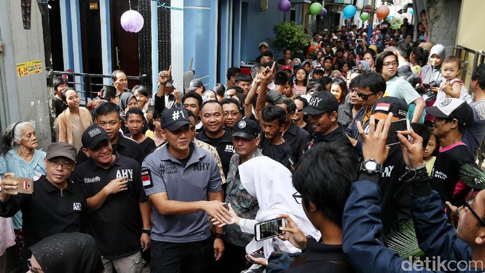 Cegah Kebakaran di Tambora, Agus Yudhoyono Akan Maksimalkan Peran RW