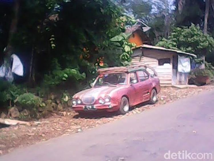 Bugatti ala Oemar Bakri