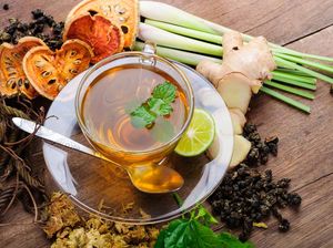 8 Manfaat Air Rebusan Jahe, Kunyit, dan Sereh Jika Diminum Setiap Hari