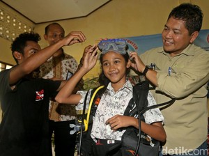 Anak-anak Labuan Bajo Diajak untuk Cintai Laut Sejak Dini