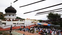 Dari sekitar 71 masjid yang rusak, salah satunya adalah masjid JamiQuba di kawasan Pangwah, Aceh.