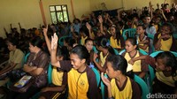 Para siswa tampak antusias mengikuti kegiatan ini.