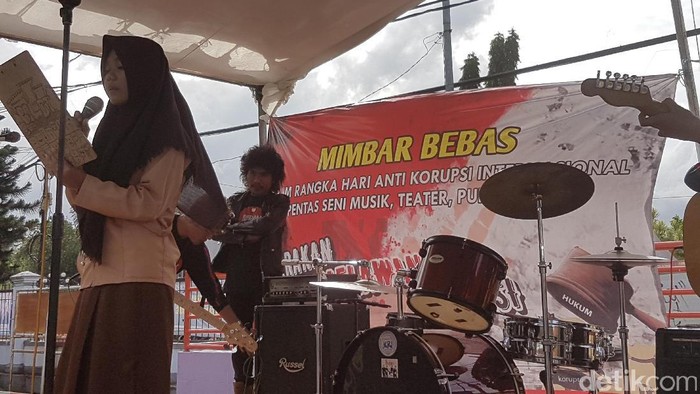 Peringati Hari Antikorupsi, Aktivis Banten Gelar Mimbar Bebas Melawan Korupsi