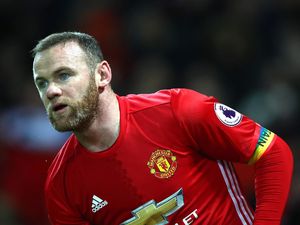 Mourinho Tuntut Rooney Bikin Lebih Banyak Gol