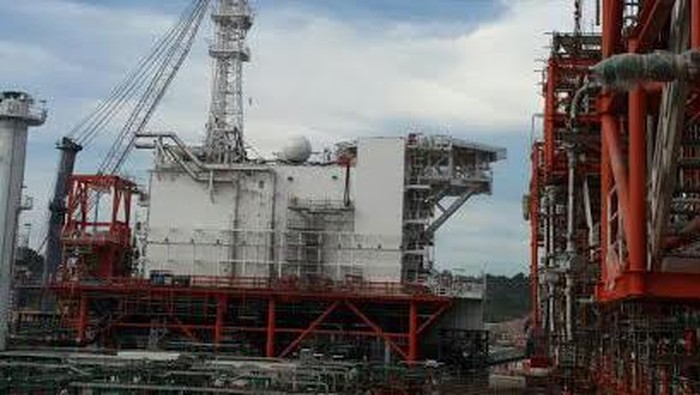 Anjungan migas terbesar di Asia Pasifik