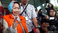 Atty Suharti diperiksa selama 5 jam.