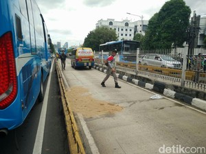 Tertabrak Bus TransJakarta, Pejalan Kaki Meninggal