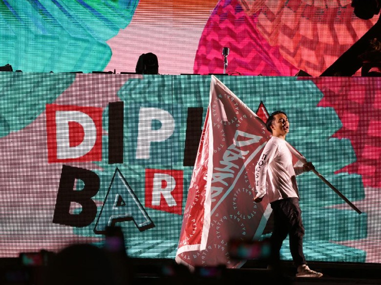 Disc Jockey di DWP Dipastikan Pakai Baju dengan Adat Ketimuran Disc Jockey di DWP Dipastikan Pakai Baju dengan Adat Ketimuran