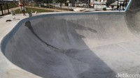 Arena olahraga skateboard berstandar internasional siap mewadahi para pecinta papan luncur ibukota.